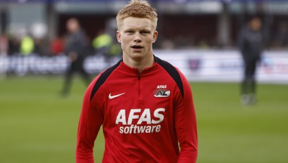 星空电竞官方网站-荷媒：阿尔克马尔联系门德斯希望运作斯米特转会，皇马和巴萨有意