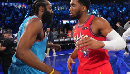 星空电竞-骑士为说服米切尔续约拼了！换哈登组豪阵 他们能冲出混乱东部？